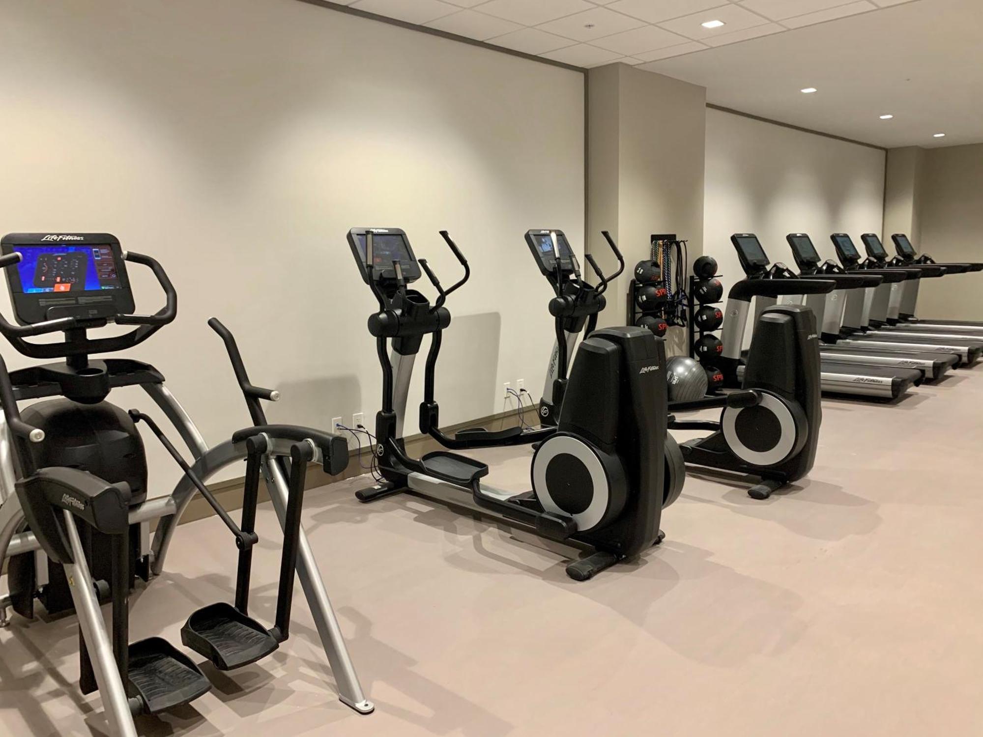 ホテル Sonesta Columbus Downtown エクステリア 写真